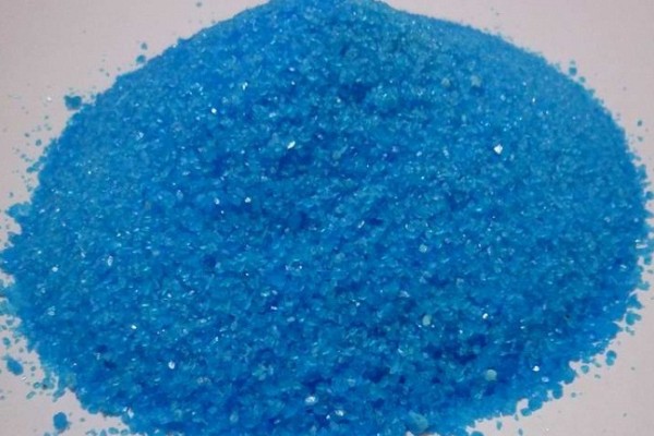 Γαλαζόπετρα με ασβέστη: πως παρασκευάζεται